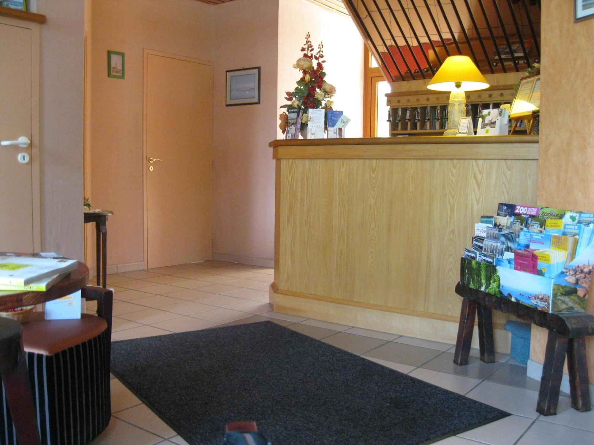 Hotel Maison Aux Cerisiers 2*