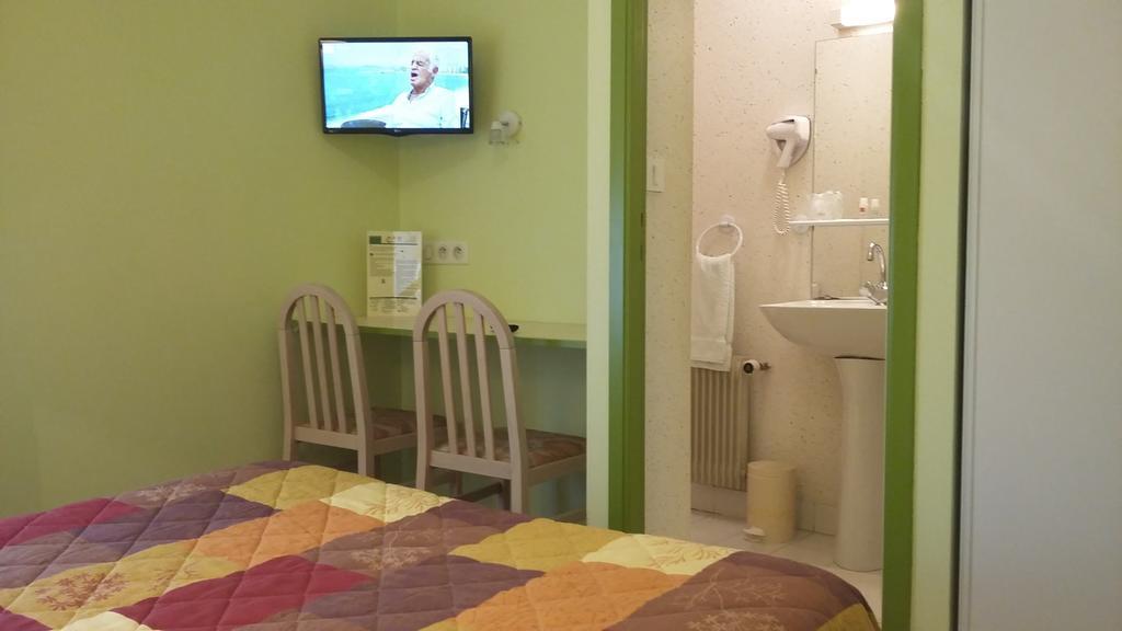 Hotel Maison Aux Cerisiers 2*